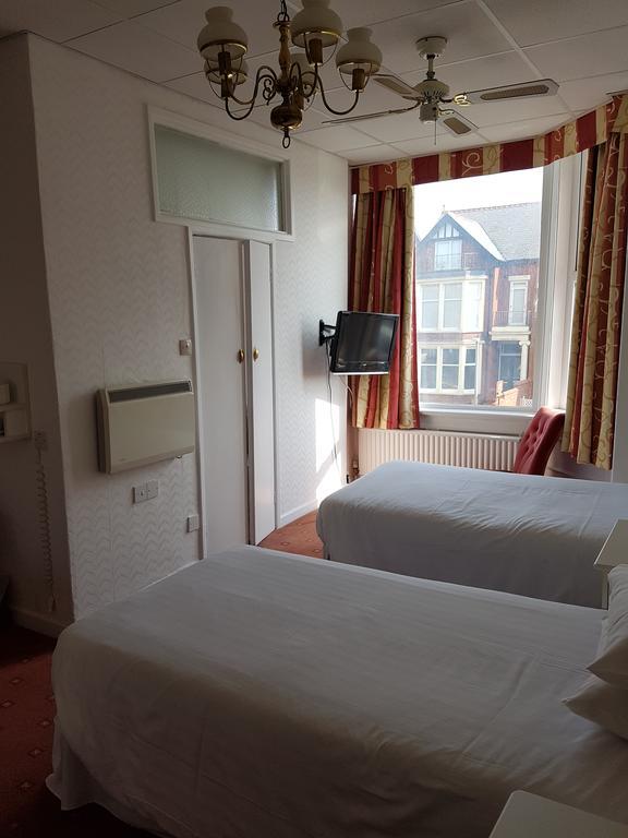 The Chadwick Hotel Lytham St Annes Esterno foto