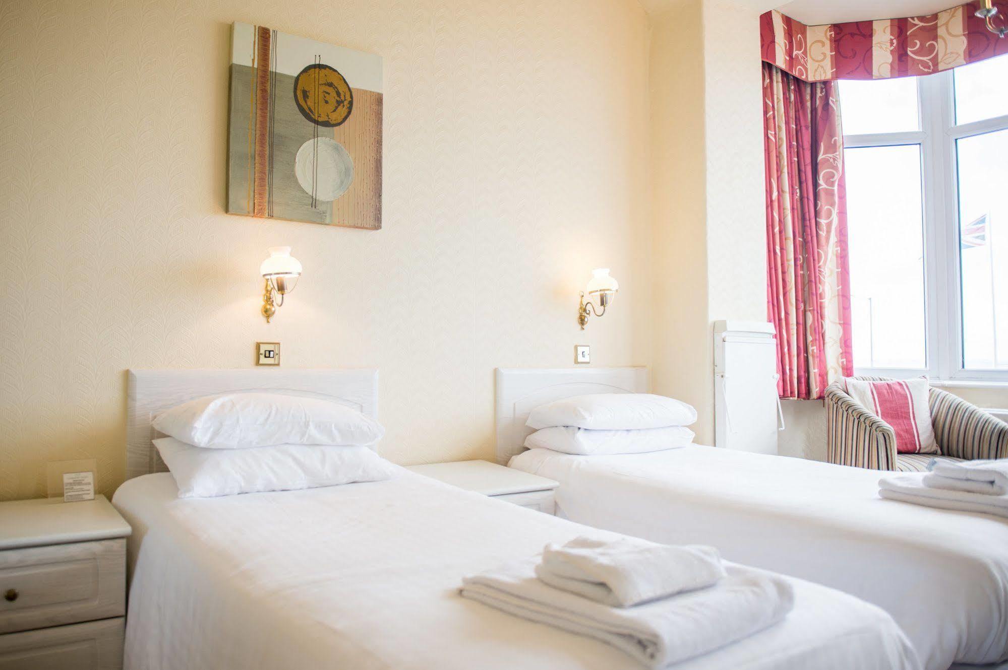 The Chadwick Hotel Lytham St Annes Esterno foto