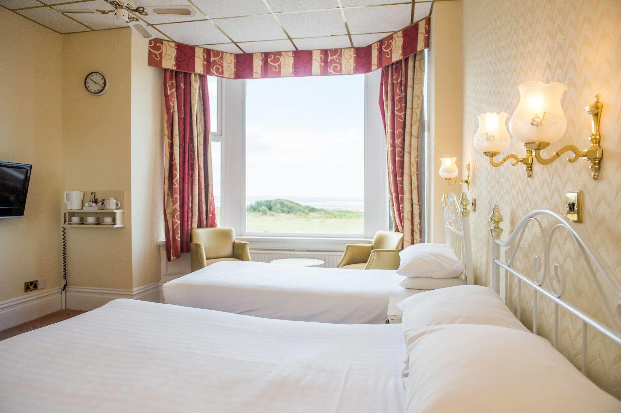 The Chadwick Hotel Lytham St Annes Esterno foto